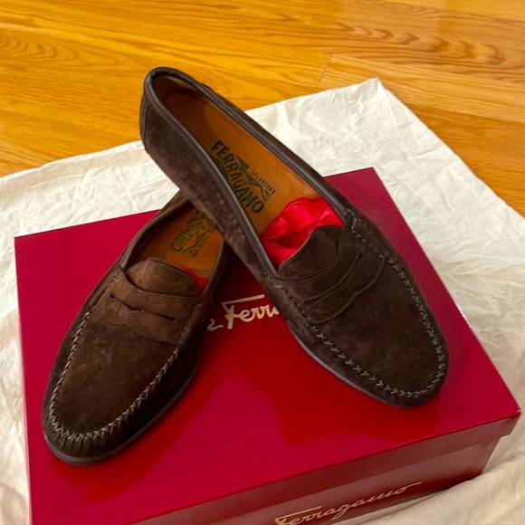 Salvatore Ferragamo loafers - Picture 1 of 6
